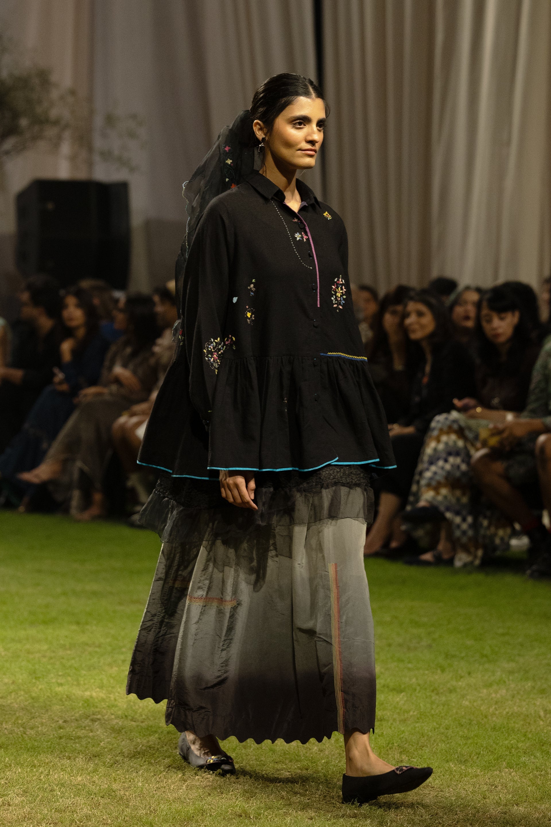 LOOK 39