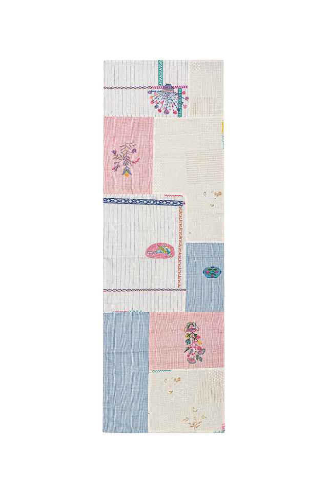 TABLE RUNNER
